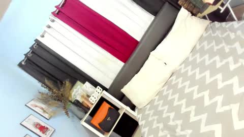 zoey noir online show from February 2, 2025, 5:37 pm