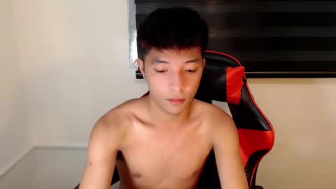 Ethan online show from November 3, 2025, 4:08 pm