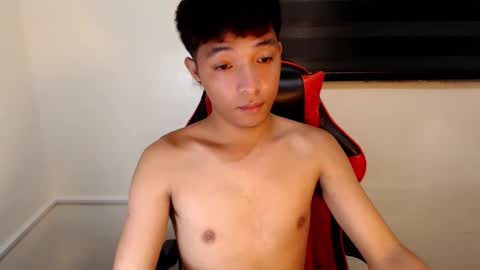 Ethan online show from November 27, 2025, 1:46 pm