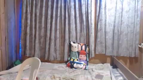 urhottie_bella online show from February 6, 2025, 5:30 pm