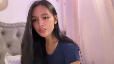 Amira online show from November 12, 2025, 3:29 am