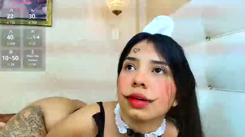 Love online show from October 31, 2025, 8:43 pm