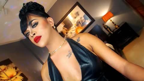 UrMajestyTyra online show from November 4, 2025, 1:27 am