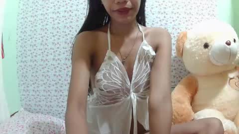 Snapshot of urmorenasexygirl4u chatting on November 9, 2025, 2:15 pm It me SHELLA online show from November 9, 2025, 2:15 pm