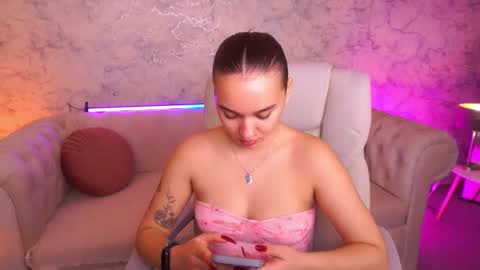 Snapshot of urmuseon chatting on October 28, 2025, 7:56 am MusaPleasure online show from October 28, 2025, 7:56 am