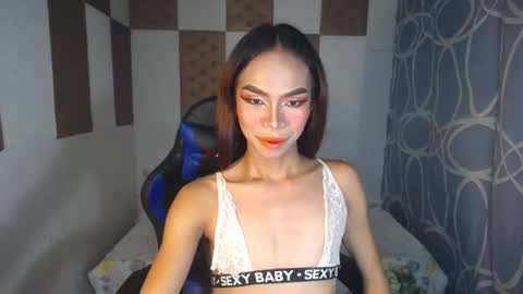 urpinay_cassy online show from January 23, 2025, 6:56 pm