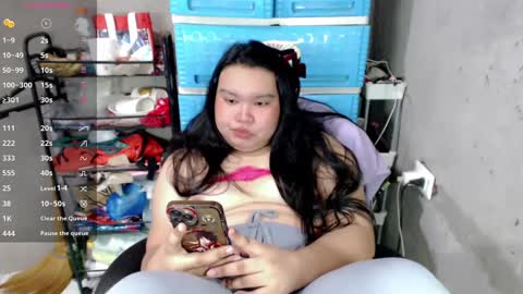 Snapshot of urpinayslutxxx chatting on January 15, 2025, 9:41 pm Jane online show from January 15, 2025, 9:41 pm