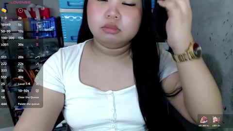 Snapshot of urpinayslutxxx chatting on January 27, 2025, 2:31 am Jane online show from January 27, 2025, 2:31 am