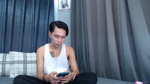 Snapshot of urpinoyasianx chatting on February 15, 2025, 8:33 pm Mel online show from February 15, 2025, 8:33 pm