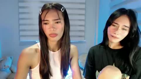 ursandra_xx online show from January 28, 2025, 4:41 pm