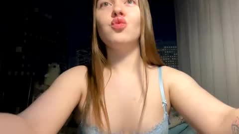 Hannah online show from October 1, 2025, 10:16 pm