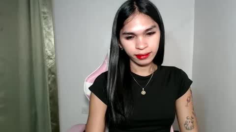 Snapshot of ursweet_zeviixx chatting on November 3, 2025, 8:26 am ursweet_zeviixx online show from November 3, 2025, 8:26 am