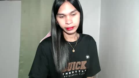 Snapshot of ursweet_zeviixx chatting on November 22, 2025, 10:53 pm ursweet_zeviixx online show from November 22, 2025, 10:53 pm