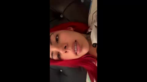 valentina online show from September 13, 2025, 3:12 pm