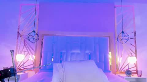 Snapshot of vaaleriee_miller_ chatting on December 31, 2024, 12:36 pm valeriee miller online show from December 31, 2024, 12:36 pm