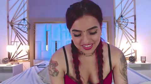 Snapshot of vaaleriee_miller_ chatting on February 4, 2025, 9:41 pm valeriee miller online show from February 4, 2025, 9:41 pm