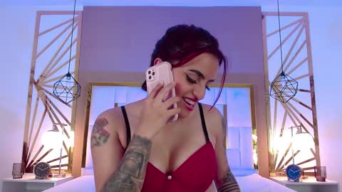 Snapshot of vaaleriee_miller_ chatting on February 7, 2025, 12:42 am valeriee miller online show from February 7, 2025, 12:42 am