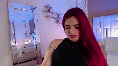 Snapshot of vaaleriee_miller_ chatting on February 21, 2025, 4:59 pm valeriee miller online show from February 21, 2025, 4:59 pm