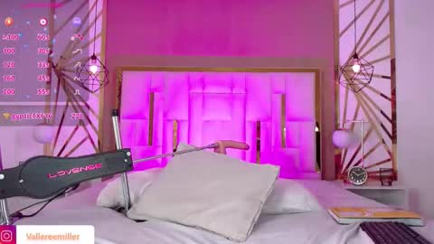 Snapshot of vaaleriee_miller_ chatting on November 15, 2025, 6:15 pm valeriee miller online show from November 15, 2025, 6:15 pm