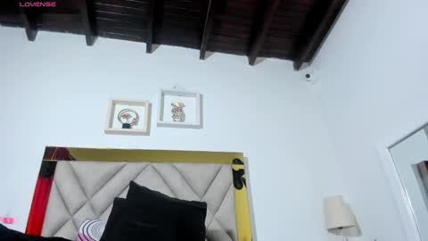 Snapshot of vahiolet_fuentes chatting on February 19, 2025, 7:38 pm vahioleth online show from February 19, 2025, 7:38 pm