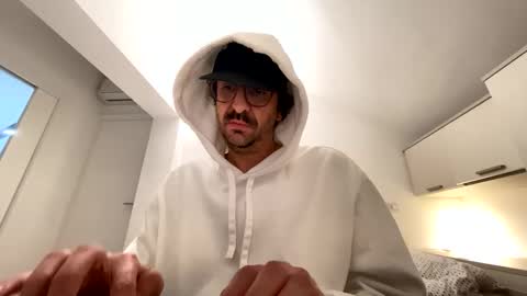 vaibrasilpirocudo online show from February 20, 2025, 11:10 pm