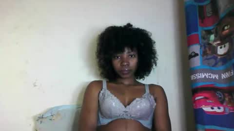 Snapshot of vailla02 chatting on October 12, 2025, 12:15 pm vailla02 online show from October 12, 2025, 12:15 pm