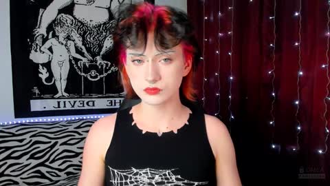 Snapshot of vailyreb chatting on December 25, 2024, 6:09 pm Marin online show from December 25, 2024, 6:09 pm