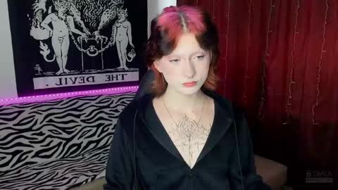 Snapshot of vailyreb chatting on February 22, 2025, 10:18 am Marin online show from February 22, 2025, 10:18 am