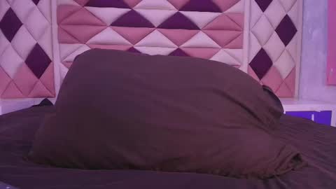 Valentina online show from November 1, 2025, 7:16 pm