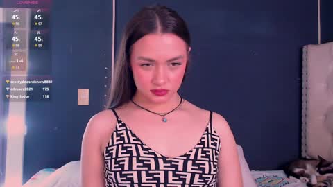 Snapshot of valen_thompson chatting on December 15, 2024, 3:56 am IG-valen mendoza99 twitter valenthompson99 online show from December 15, 2024, 3:56 am