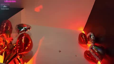 Snapshot of valengray chatting on February 13, 2025, 2:31 pm Valen online show from February 13, 2025, 2:31 pm