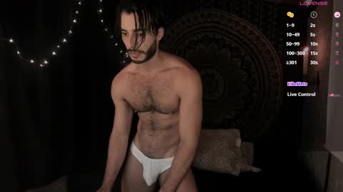 valentin_hoffman online show from March 9, 2025, 1:37 pm