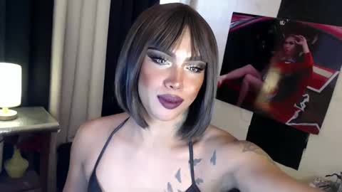 Snapshot of valentina_goddess_tsxxx chatting on December 9, 2024, 6:23 am Amanda online show from December 9, 2024, 6:23 am