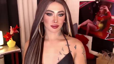 Snapshot of valentina_goddess_tsxxx chatting on January 2, 2025, 6:40 am Amanda online show from January 2, 2025, 6:40 am