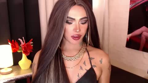 Snapshot of valentina_goddess_tsxxx chatting on January 5, 2025, 7:07 am Amanda online show from January 5, 2025, 7:07 am