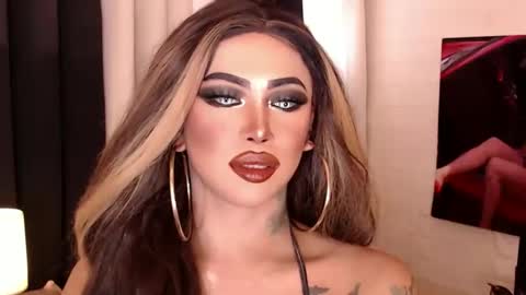 Snapshot of valentina_goddess_tsxxx chatting on January 9, 2025, 5:44 am Amanda online show from January 9, 2025, 5:44 am