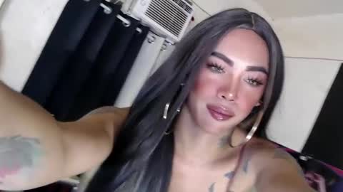Snapshot of valentina_goddess_tsxxx chatting on January 14, 2025, 11:27 pm Amanda online show from January 14, 2025, 11:27 pm