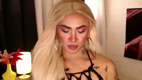 Snapshot of valentina_goddess_tsxxx chatting on January 20, 2025, 5:26 am Amanda online show from January 20, 2025, 5:26 am