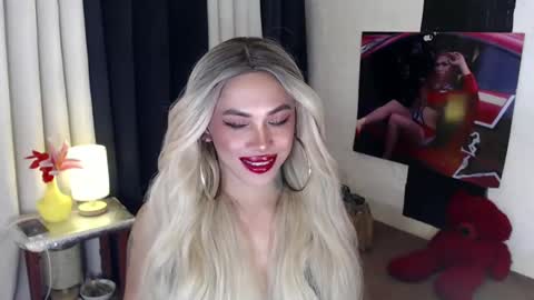 Snapshot of valentina_goddess_tsxxx chatting on February 21, 2025, 11:22 am Amanda online show from February 21, 2025, 11:22 am
