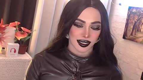 Snapshot of valentina_goddess_tsxxx chatting on September 26, 2025, 1:09 am Amanda online show from September 26, 2025, 1:09 am