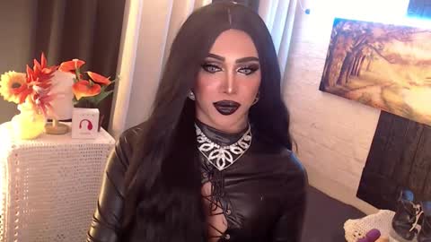 Snapshot of valentina_goddess_tsxxx chatting on September 30, 2025, 2:00 pm Amanda online show from September 30, 2025, 2:00 pm