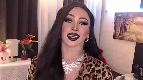 Snapshot of valentina_goddess_tsxxx chatting on October 18, 2025, 3:57 pm Amanda online show from October 18, 2025, 3:57 pm