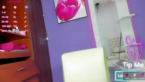 valentina_horny777 online show from October 10, 2025, 10:42 pm