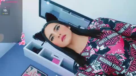 Snapshot of valentina_princess_ chatting on March 10, 2025, 8:48 am valentina_princess_ online show from March 10, 2025, 8:48 am