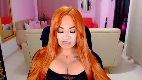 Snapshot of valentinaxqueen chatting on January 25, 2025, 12:17 am    online show from January 25, 2025, 12:17 am