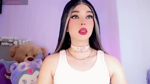 Snapshot of valentinne_marian chatting on January 8, 2025, 8:06 am Marian online show from January 8, 2025, 8:06 am