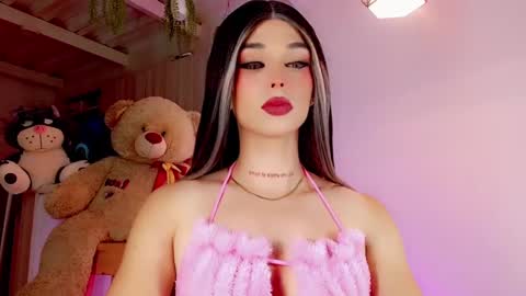 Snapshot of valentinne_marian chatting on February 12, 2025, 11:51 am Marian online show from February 12, 2025, 11:51 am