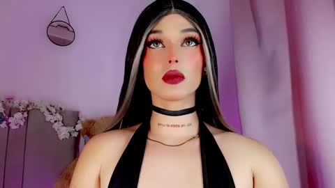 Snapshot of valentinne_marian chatting on March 12, 2025, 11:09 am Marian online show from March 12, 2025, 11:09 am