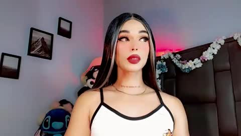 Snapshot of valentinne_marian chatting on September 12, 2025, 8:14 am Marian online show from September 12, 2025, 8:14 am