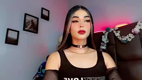 Snapshot of valentinne_marian chatting on September 23, 2025, 8:06 am Marian online show from September 23, 2025, 8:06 am